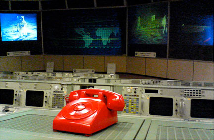 redphone-commandcenter.jpg